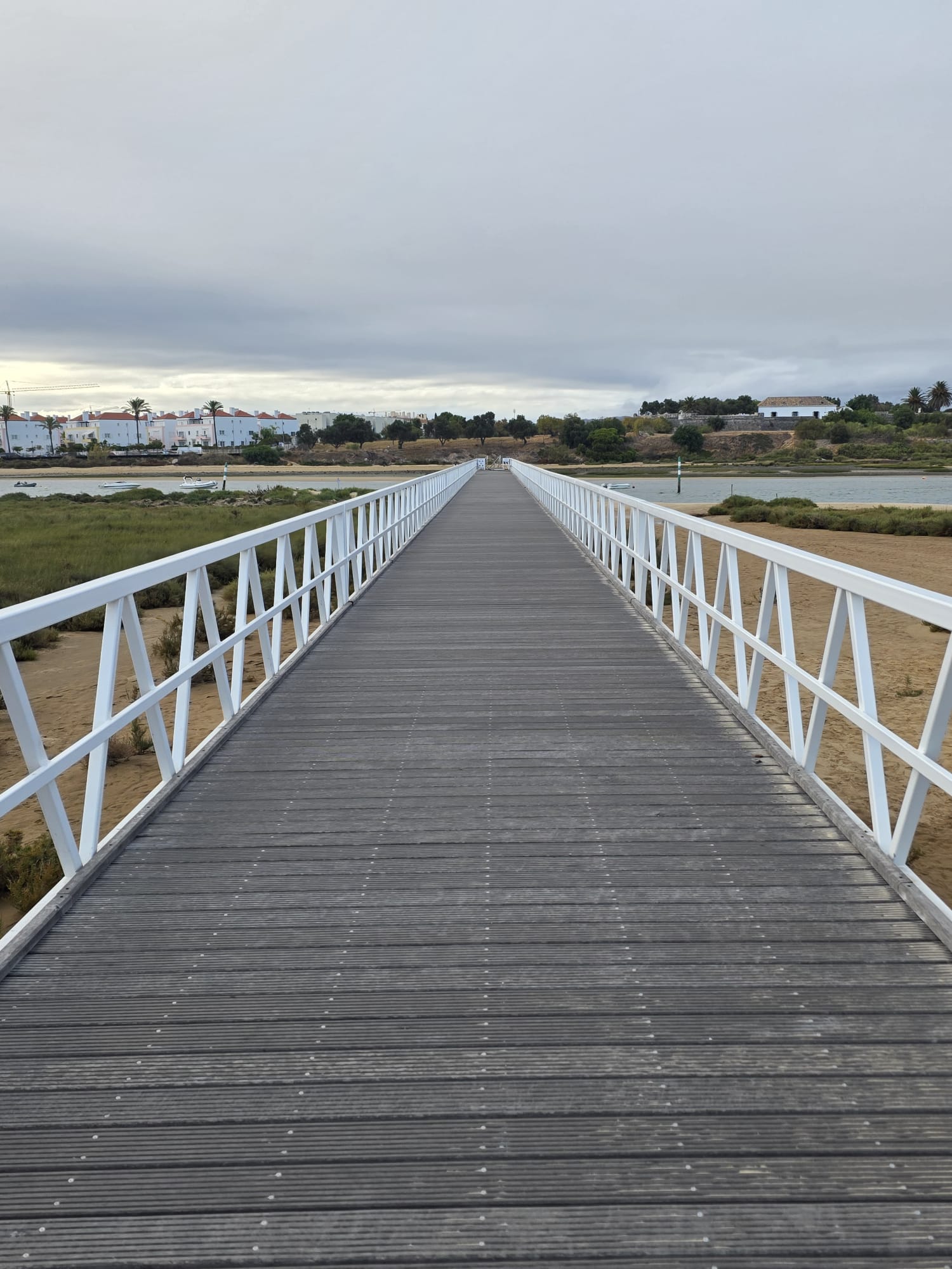Passadiço sobre a Ria Formosa