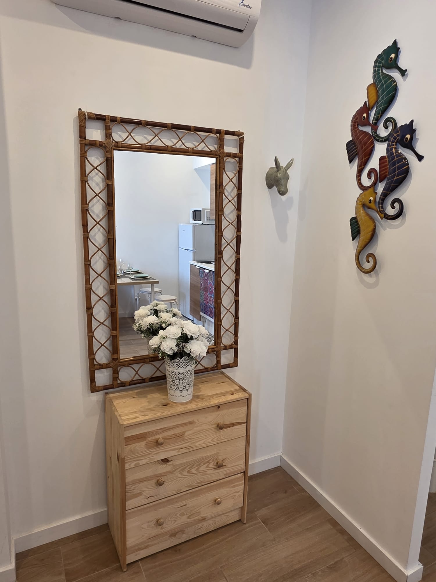 T1 entryway